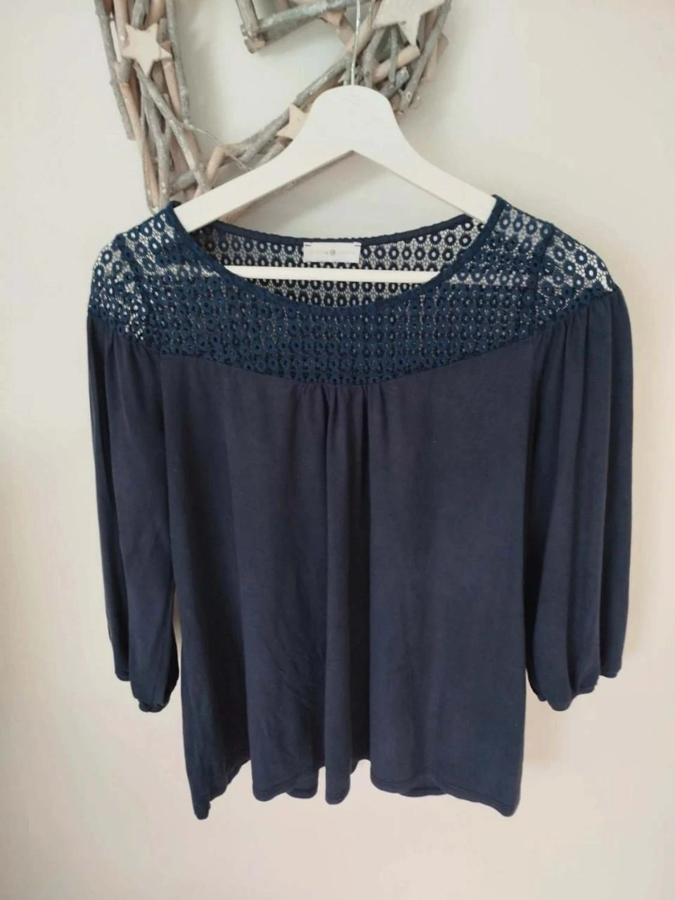 🔥Blusa azul marino con encaje – mangas 3/4 - Cache Cache Mujer Talla M / – photo 3